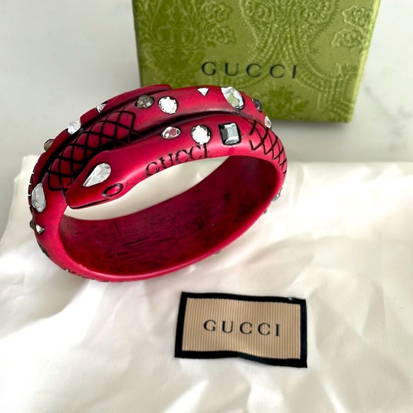 NEW w/box Gucci Resin & Crystal Snake Bangle Bracelet - Picture 1 of 7
